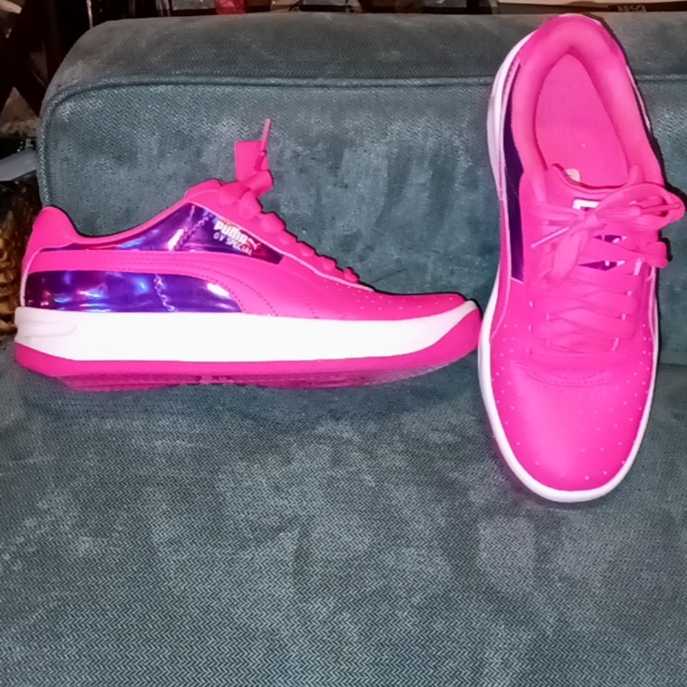Puma Sneakers
